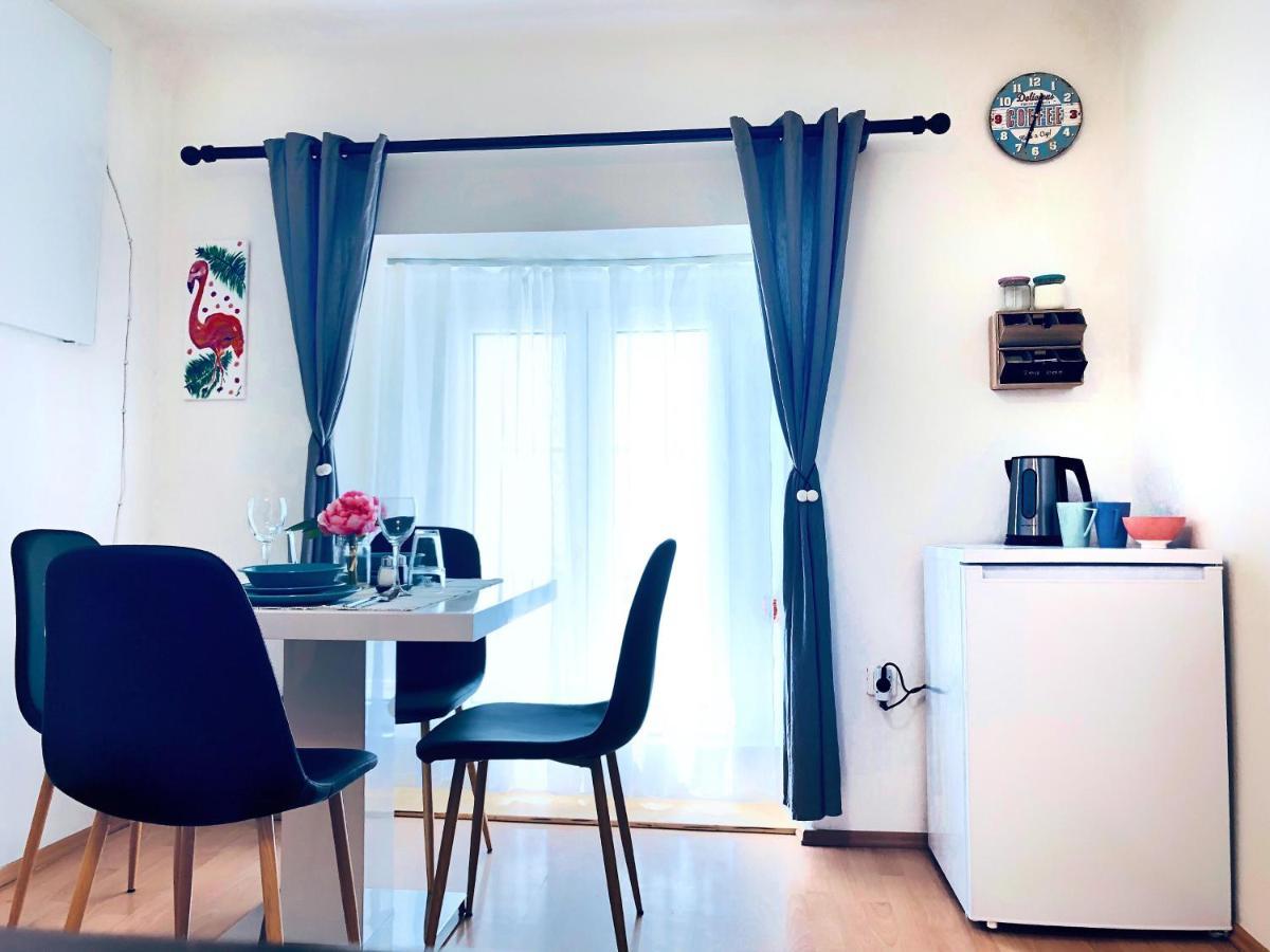 1Br Apartment On The Most Beautiful Street In Ljubljana Center Extérieur photo